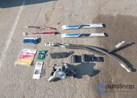 1982 Pontiac Firebird Trans Am z USA, uszkodzony, nr VIN 1G2AW87H7CL564815